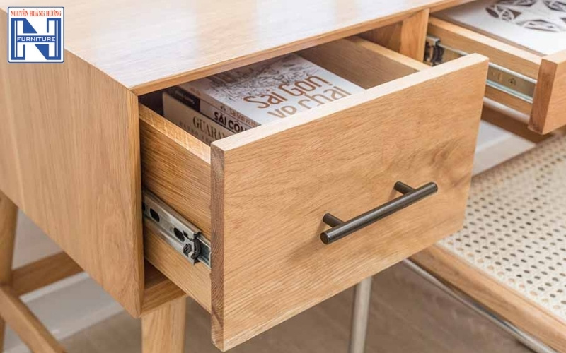 Mẫu bàn học đẹp bằng gỗ tự nhiên